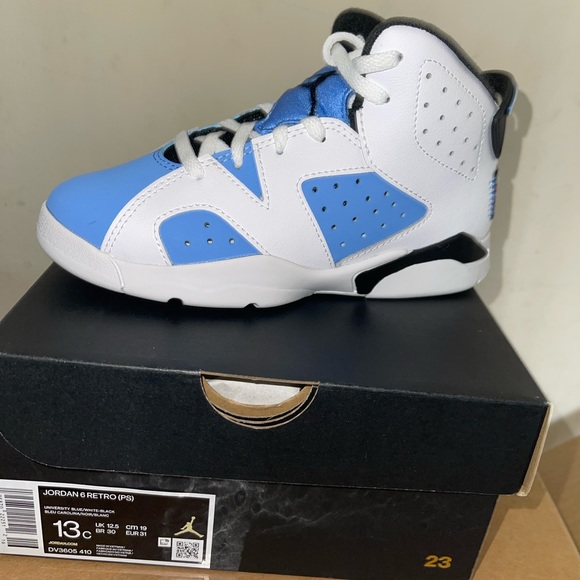 AIR JORDAN 6 UNC - Picture 2 of 3